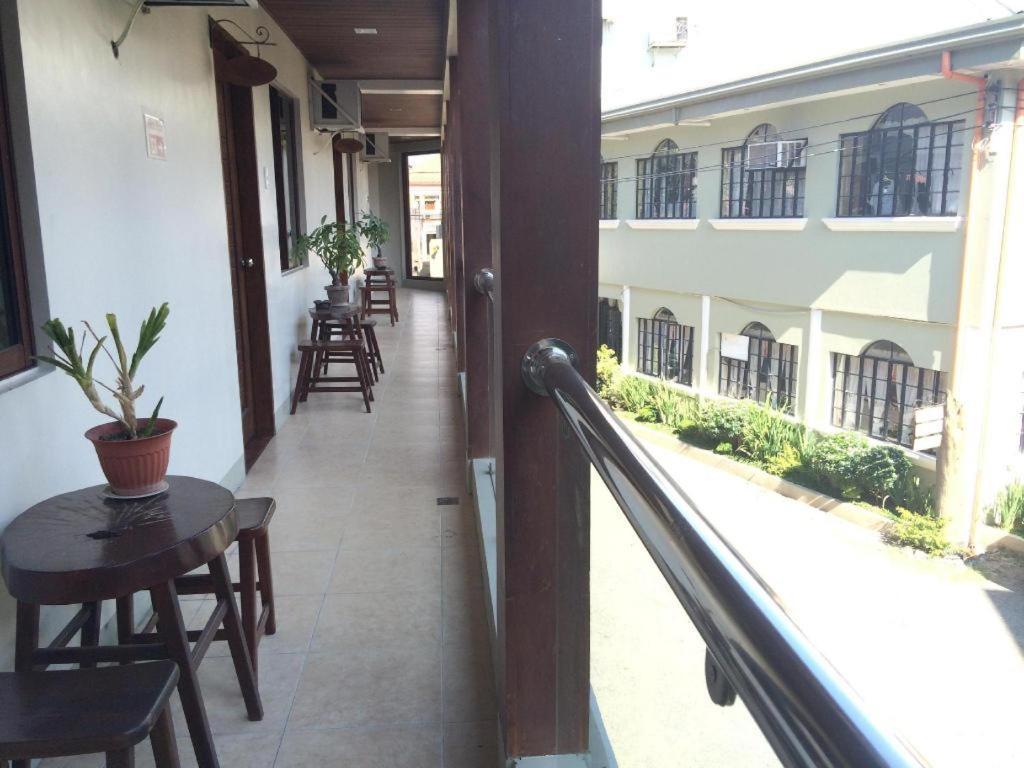 La Esperanza Hotel Kalibo Esterno foto