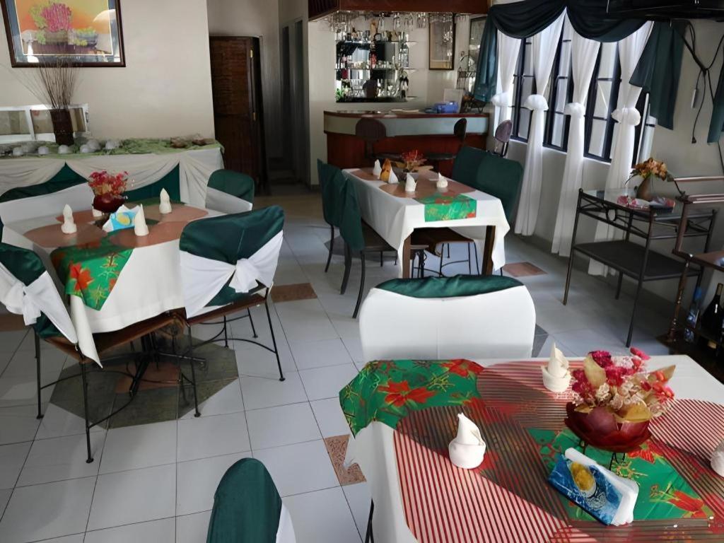 La Esperanza Hotel Kalibo Esterno foto
