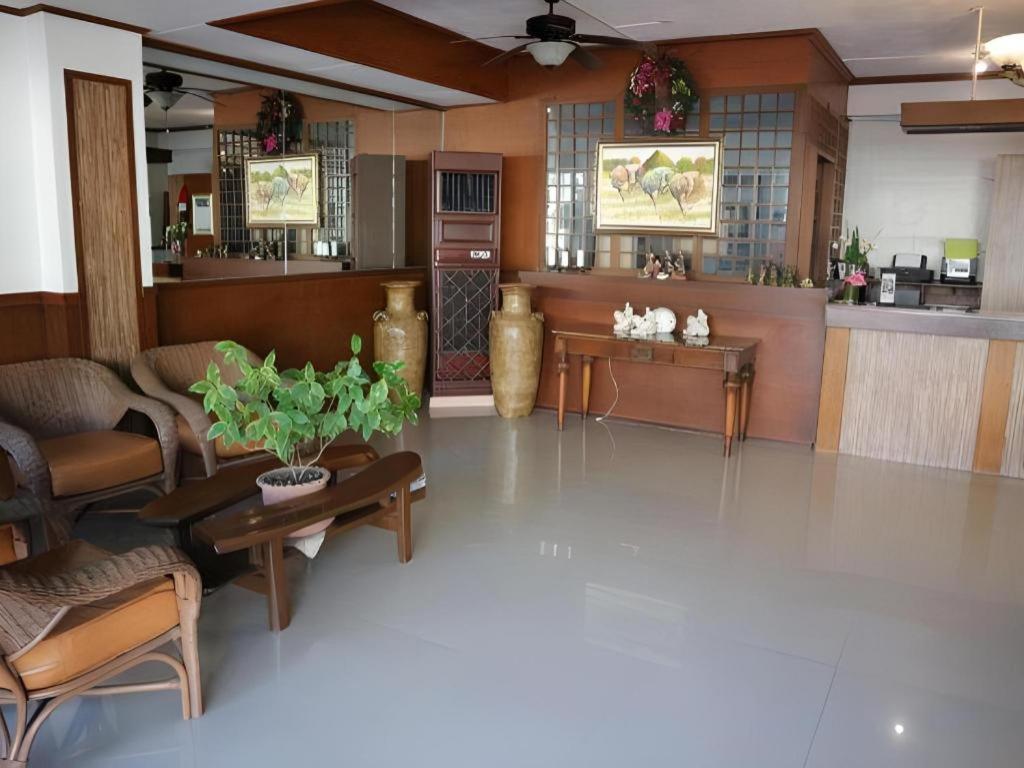La Esperanza Hotel Kalibo Esterno foto
