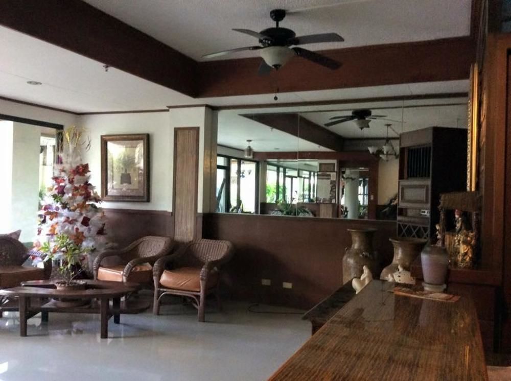 La Esperanza Hotel Kalibo Esterno foto