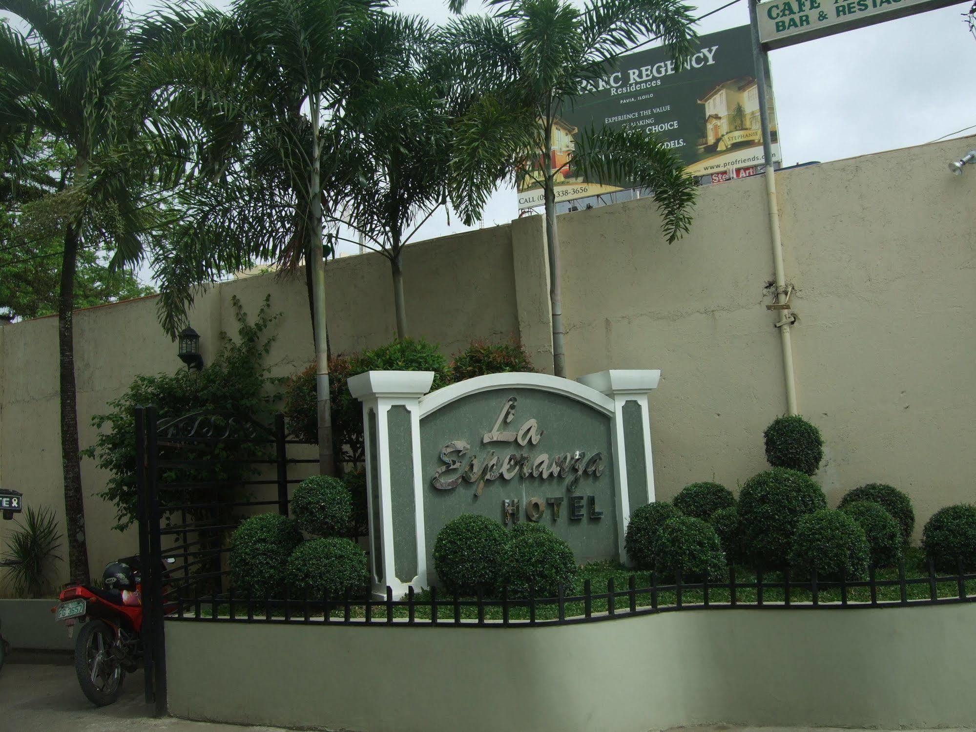 La Esperanza Hotel Kalibo Esterno foto