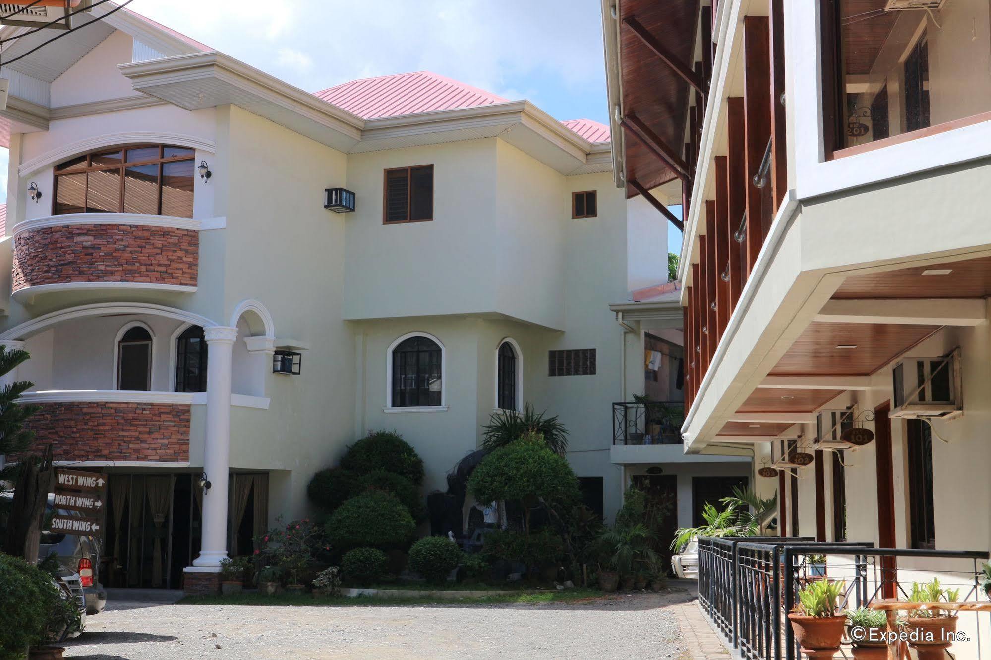 La Esperanza Hotel Kalibo Esterno foto