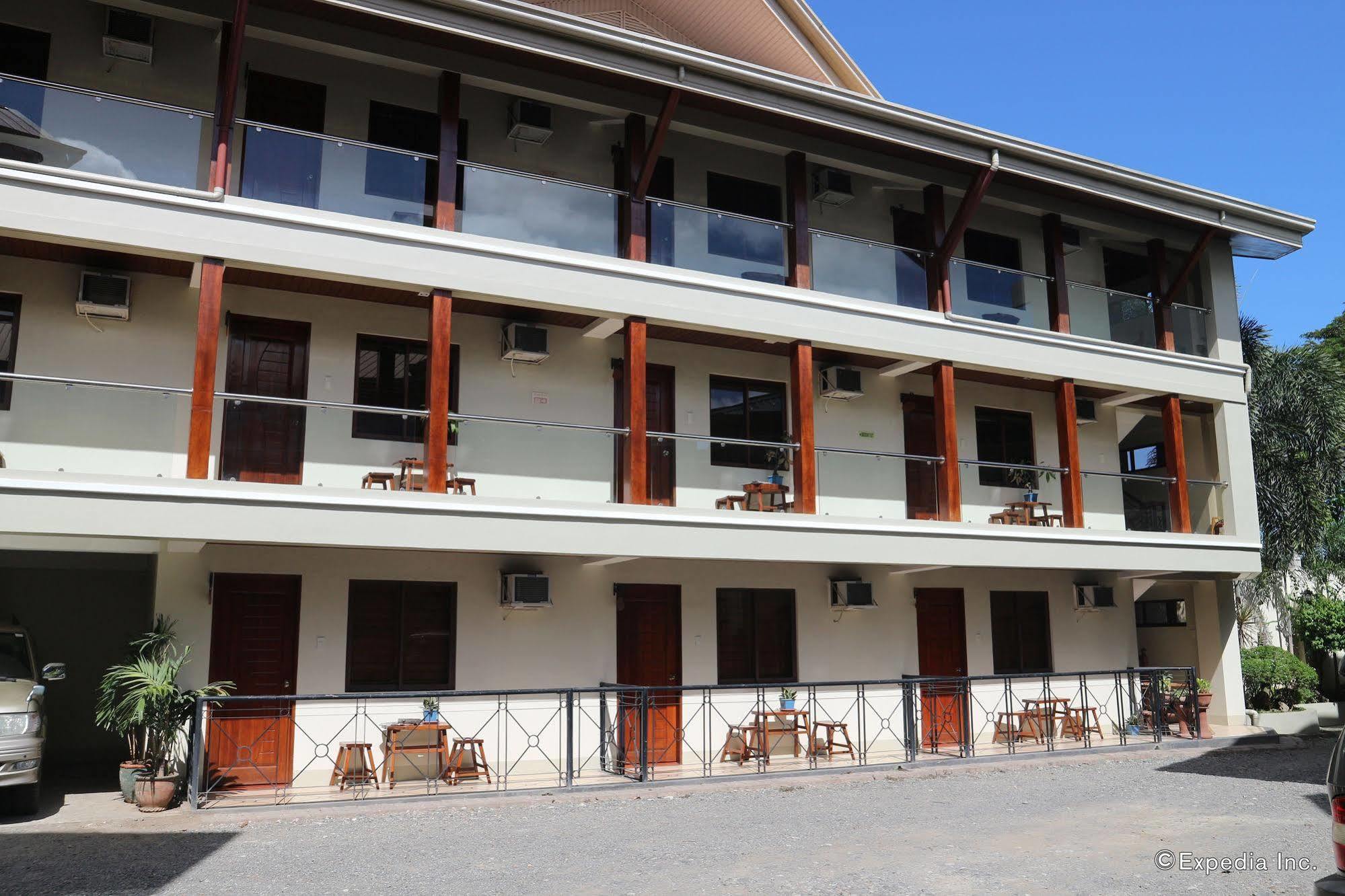 La Esperanza Hotel Kalibo Esterno foto