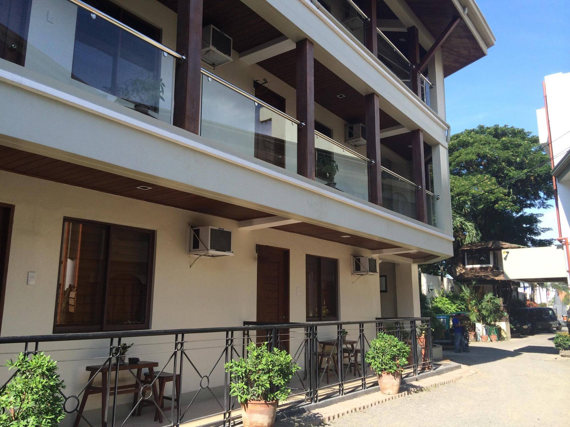 La Esperanza Hotel Kalibo Esterno foto
