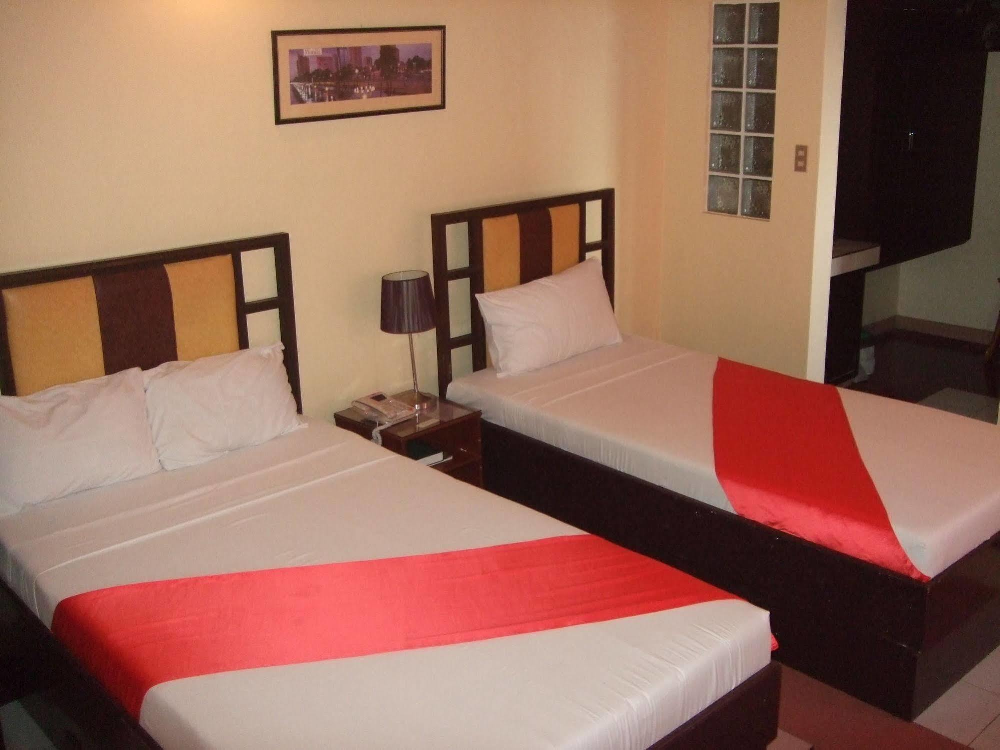 La Esperanza Hotel Kalibo Esterno foto