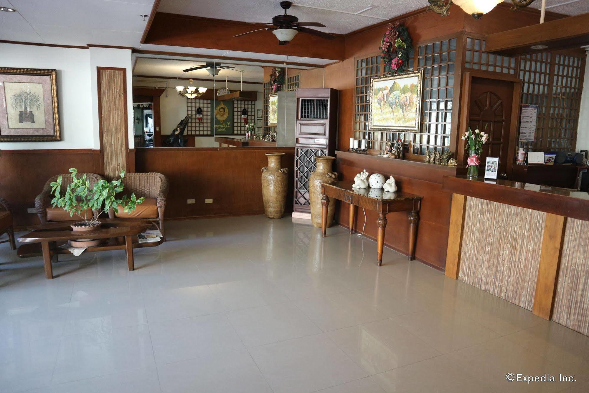 La Esperanza Hotel Kalibo Esterno foto