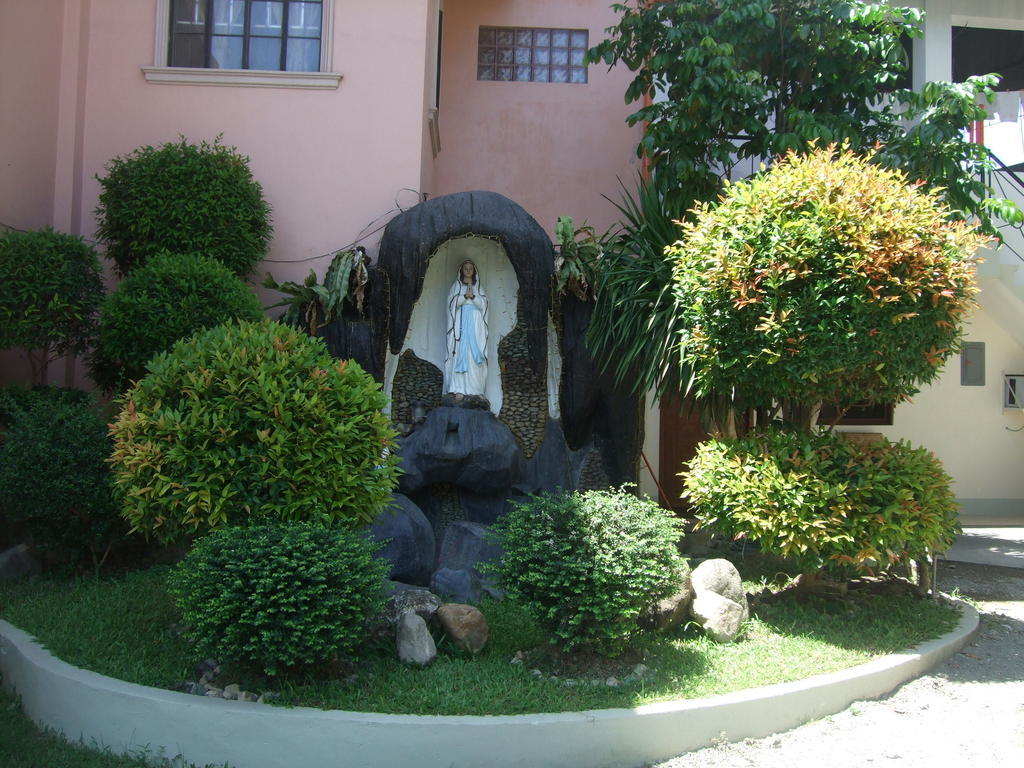 La Esperanza Hotel Kalibo Esterno foto