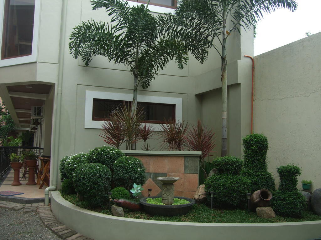 La Esperanza Hotel Kalibo Esterno foto
